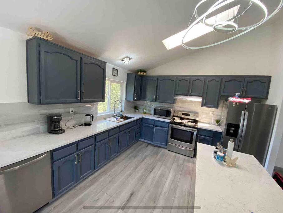 Scenic View Villa Near Yosemite グローヴランド エクステリア 写真